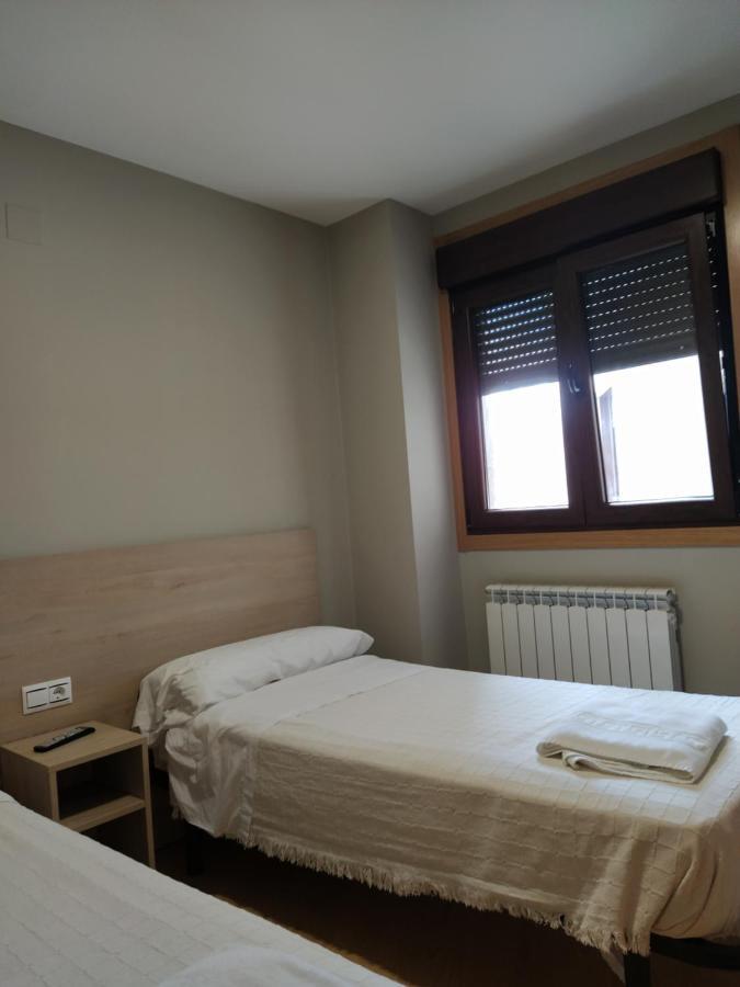 Porriño Apartamento Senda Sur מראה חיצוני תמונה
